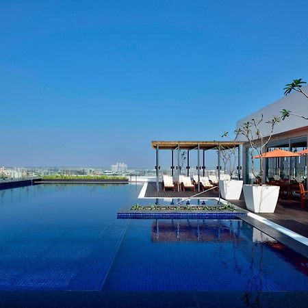 Marriott Executive Apartments Хайдарабад Экстерьер фото