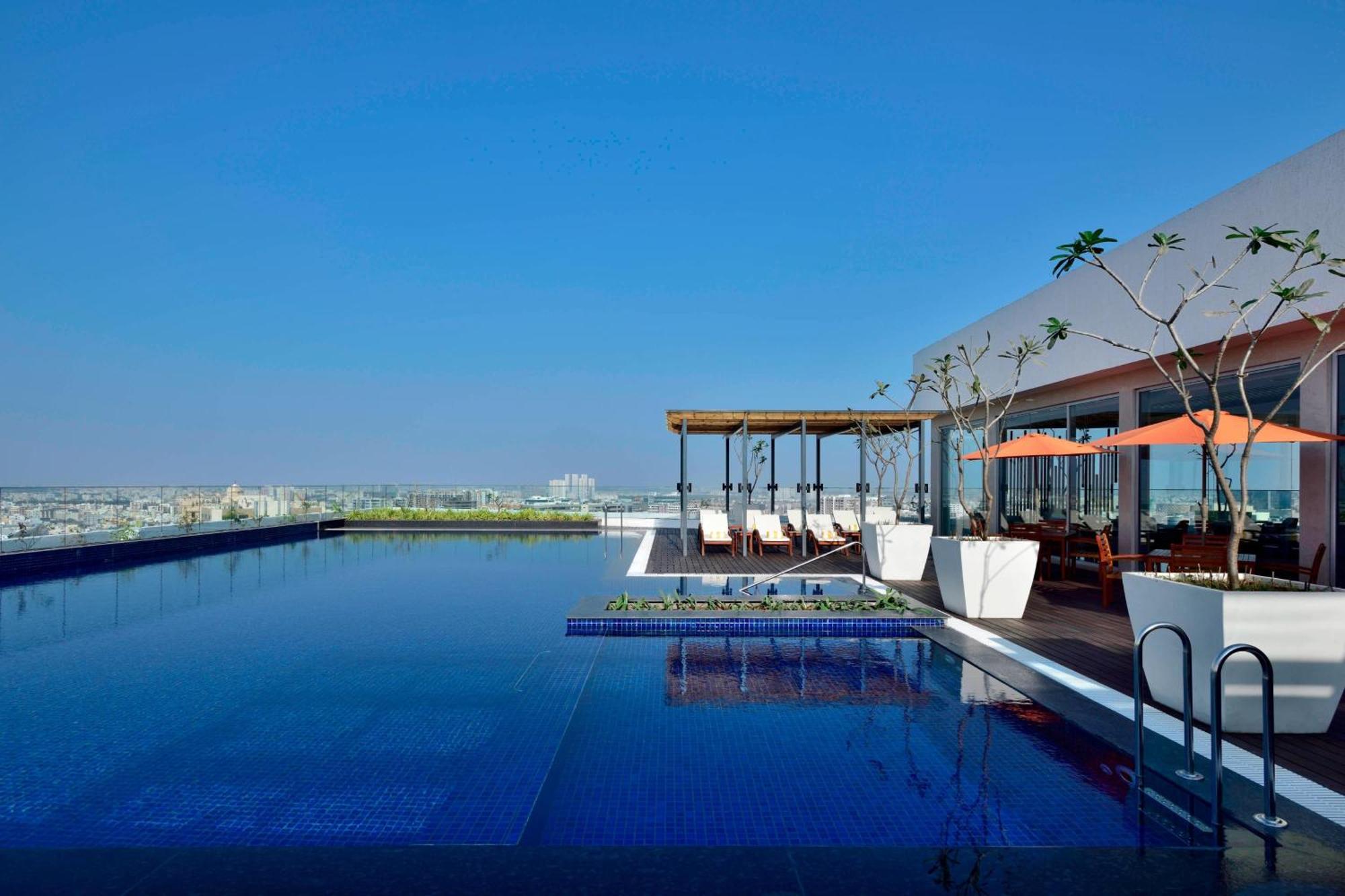 Marriott Executive Apartments Хайдарабад Экстерьер фото